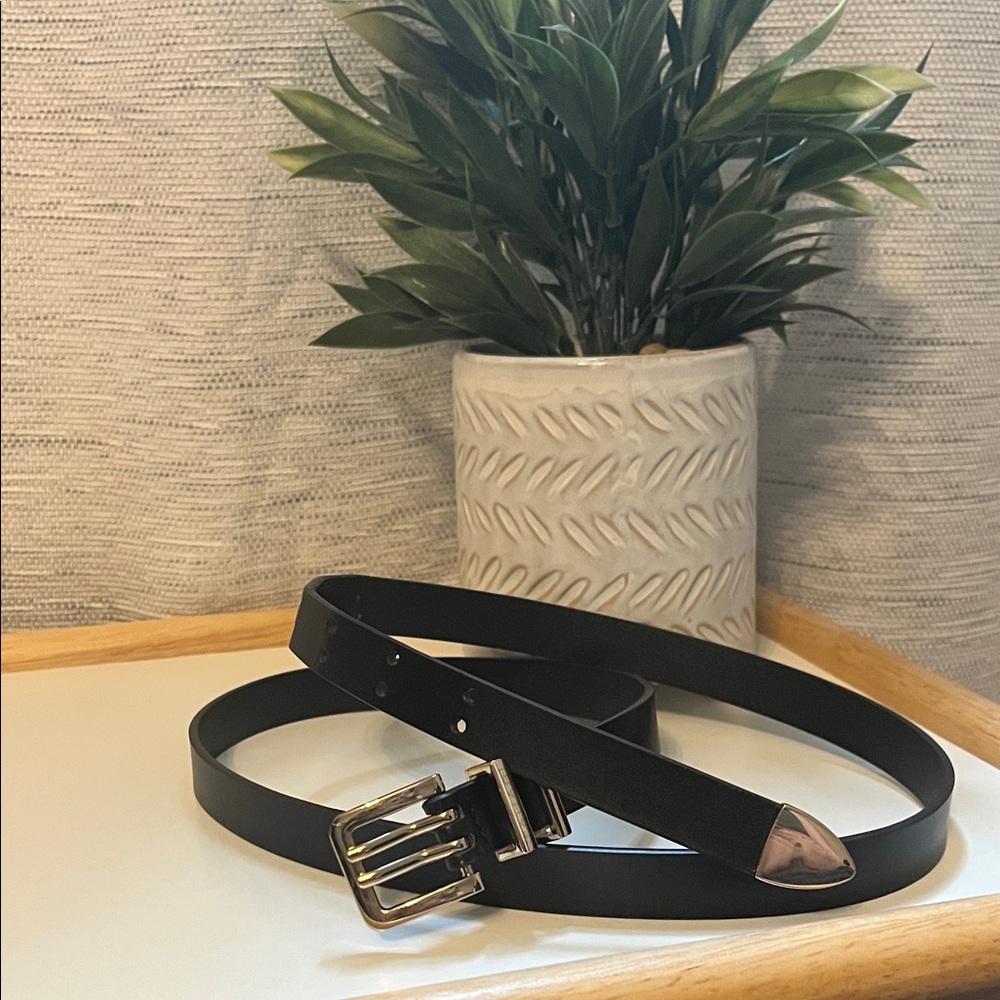 TAHARI Black Leather Belt with Gold Buckle